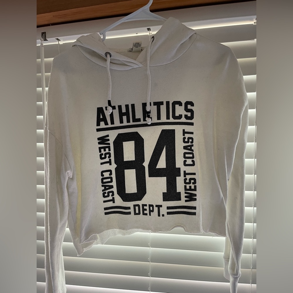 Forever 21 cropped sweatshirt